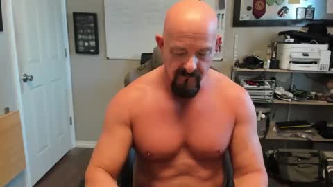 Justeffingaround online show from November 11, 2025, 6:52 pm