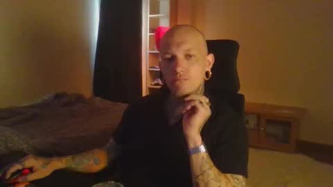 Snapshot of paul_razor chatting on December 20, 2025, 1:34 am Paul online show from December 20, 2025, 1:34 am
