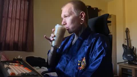 Snapshot of paul_razor chatting on February 3, 2026, 7:13 am Paul online show from February 3, 2026, 7:13 am