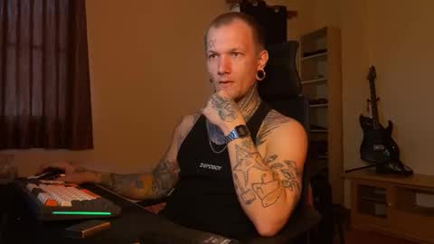Snapshot of paul_razor chatting on February 5, 2026, 10:20 am Paul online show from February 5, 2026, 10:20 am