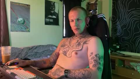 Snapshot of paul_razor chatting on March 7, 2026, 8:11 am Paul online show from March 7, 2026, 8:11 am