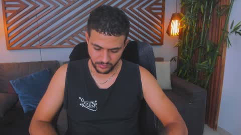 Snapshot of paul_rivera chatting on February 8, 2025, 1:32 am Paul Rivera online show from February 8, 2025, 1:32 am