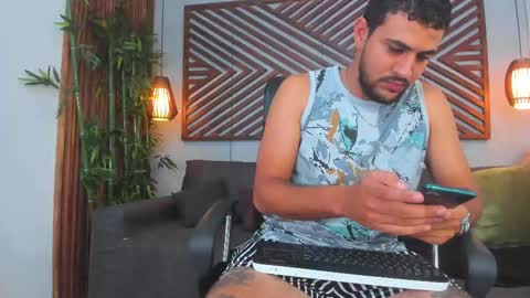 Snapshot of paul_rivera chatting on February 15, 2025, 1:10 am Paul Rivera online show from February 15, 2025, 1:10 am