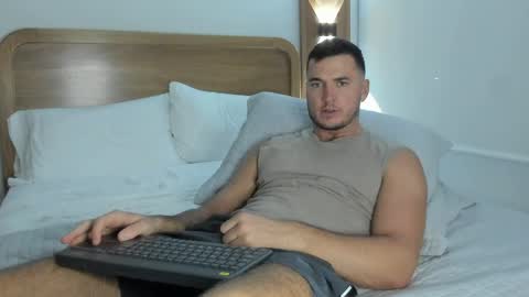 Snapshot of paulblack021 chatting on May 5, 2026, 3:36 am paulblack021 online show from May 5, 2026, 3:36 am
