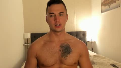 Snapshot of paulblack021 chatting on June 13, 2026, 9:35 pm paulblack021 online show from June 13, 2026, 9:35 pm