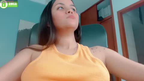 Snapshot of paulina_doll_ chatting on March 3, 2025, 10:42 pm Paulina online show from March 3, 2025, 10:42 pm