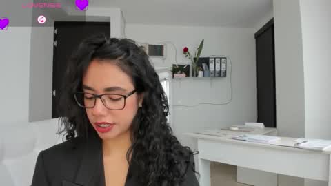 Snapshot of paulina_dossantos chatting on February 21, 2026, 6:53 pm paulina online show from February 21, 2026, 6:53 pm