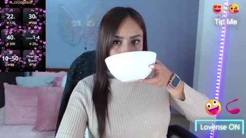 paulina online show from January 29, 2025, 3:47 pm
