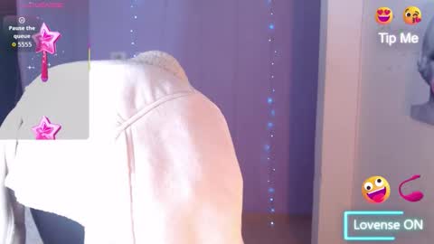 Snapshot of paulina_galvis2700 chatting on February 7, 2026, 3:27 pm paulina online show from February 7, 2026, 3:27 pm