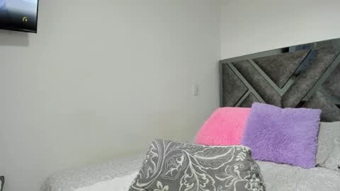 Paulina online show from October 14, 2025, 7:36 pm