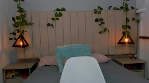 Snapshot of paulina_lopezz chatting on January 12, 2026, 4:39 am PAULINA online show from January 12, 2026, 4:39 am