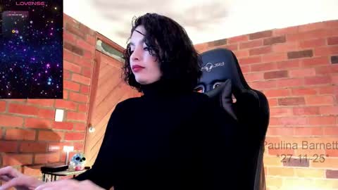 Snapshot of paulinabarnett_ chatting on November 29, 2025, 3:31 am Paulina online show from November 29, 2025, 3:31 am