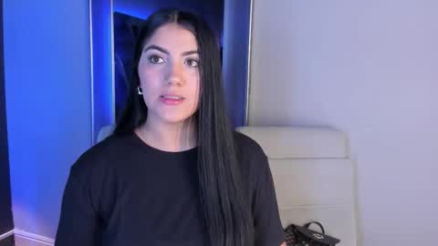 Snapshot of paulinaduarte_ chatting on October 13, 2025, 7:03 pm Paulina online show from October 13, 2025, 7:03 pm