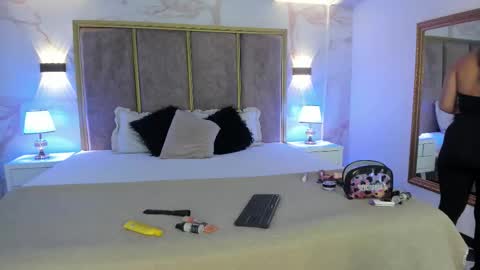 Snapshot of paulinaduarte_ chatting on November 29, 2025, 11:35 am Paulina online show from November 29, 2025, 11:35 am