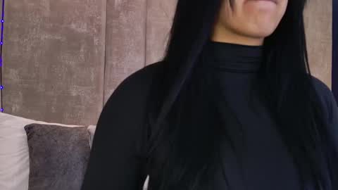 Snapshot of paulinaduarte_ chatting on December 16, 2025, 11:04 am Paulina online show from December 16, 2025, 11:04 am