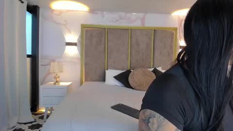 Paulina online show from March 20, 2026, 11:48 am