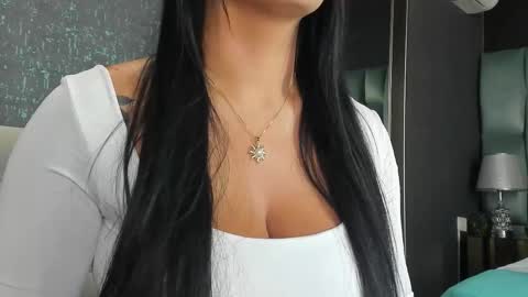 Paulina online show from March 28, 2026, 11:43 am