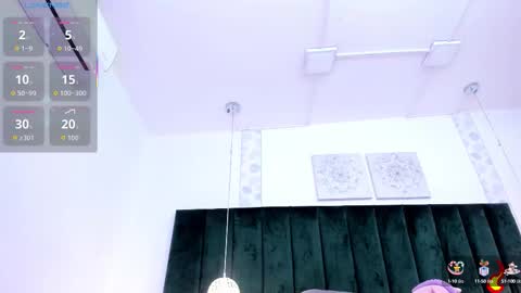 Paulina online show from October 15, 2025, 1:33 pm