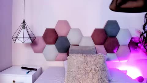 Snapshot of paulinasaint chatting on January 12, 2026, 11:54 pm Paulina Saint online show from January 12, 2026, 11:54 pm