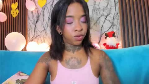 Pauline online show from November 28, 2025, 2:25 am