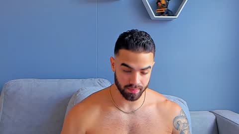 Snapshot of paulphoenix_ chatting on January 14, 2025, 8:04 pm Paul Phoenix online show from January 14, 2025, 8:04 pm