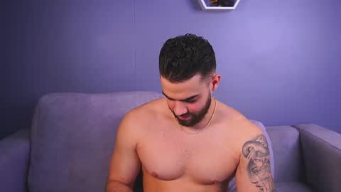 Snapshot of paulphoenix_ chatting on November 6, 2025, 7:04 pm Paul Phoenix online show from November 6, 2025, 7:04 pm