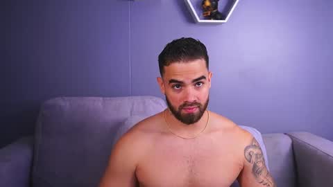 Snapshot of paulphoenix_ chatting on November 24, 2025, 7:46 pm Paul Phoenix online show from November 24, 2025, 7:46 pm