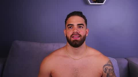 Snapshot of paulphoenix_ chatting on November 26, 2025, 8:10 pm Paul Phoenix online show from November 26, 2025, 8:10 pm