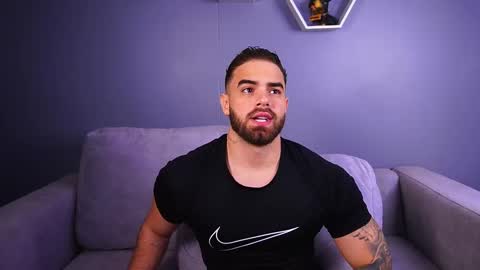 Snapshot of paulphoenix_ chatting on December 15, 2025, 8:24 pm Paul Phoenix online show from December 15, 2025, 8:24 pm