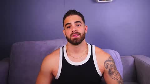 Snapshot of paulphoenix_ chatting on December 16, 2025, 8:36 pm Paul Phoenix online show from December 16, 2025, 8:36 pm