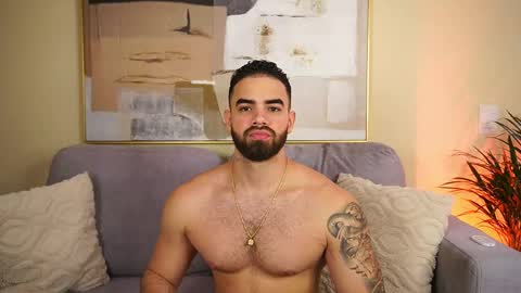 Snapshot of paulphoenix_ chatting on February 19, 2026, 7:10 pm Paul Phoenix online show from February 19, 2026, 7:10 pm