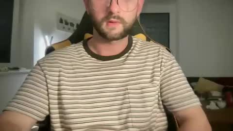love bush online show from May 26, 2026, 9:22 pm