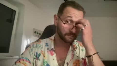 Snapshot of paulsimpsn chatting on June 27, 2026, 7:52 pm love bush online show from June 27, 2026, 7:52 pm