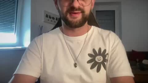 Snapshot of paulsimpsn chatting on July 4, 2026, 3:29 pm love bush online show from July 4, 2026, 3:29 pm