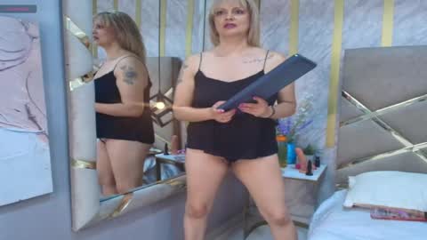 Snapshot of paultte chatting on May 19, 2026, 3:18 pm paultte online show from May 19, 2026, 3:18 pm