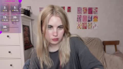 Snapshot of pawwsup1 chatting on January 19, 2025, 3:10 pm Allisses online show from January 19, 2025, 3:10 pm