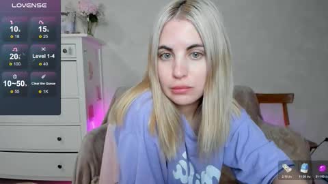 Allisses online show from October 22, 2025, 8:47 am