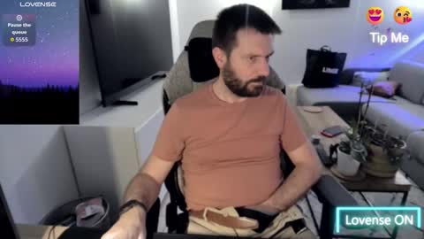 Snapshot of pc92160 chatting on January 18, 2026, 8:23 pm pc92160 online show from January 18, 2026, 8:23 pm