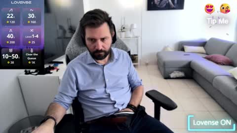 Snapshot of pc92160 chatting on February 12, 2026, 2:34 pm pc92160 online show from February 12, 2026, 2:34 pm