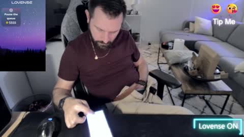 Snapshot of pc92160 chatting on February 26, 2026, 8:52 pm pc92160 online show from February 26, 2026, 8:52 pm