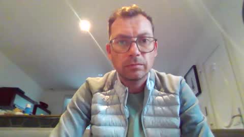 Snapshot of pchittt chatting on March 8, 2026, 3:05 pm pchittt online show from March 8, 2026, 3:05 pm