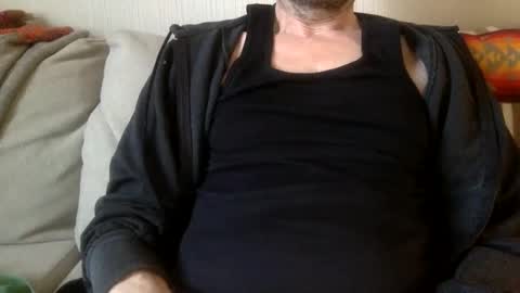 Snapshot of pea23 chatting on February 26, 2025, 1:19 pm pea23 online show from February 26, 2025, 1:19 pm