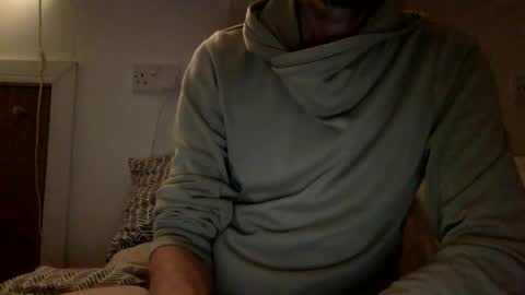 Snapshot of pea23 chatting on October 1, 2025, 11:11 pm pea23 online show from October 1, 2025, 11:11 pm