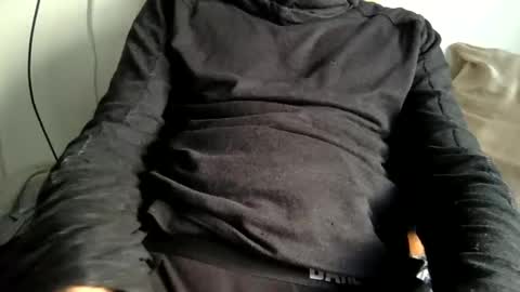 Snapshot of pea23 chatting on November 23, 2025, 1:44 pm pea23 online show from November 23, 2025, 1:44 pm