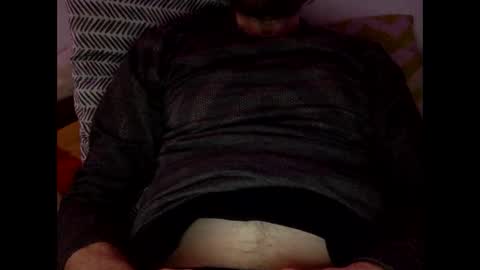 Snapshot of pea23 chatting on December 22, 2025, 12:29 am pea23 online show from December 22, 2025, 12:29 am