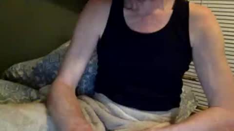 Snapshot of pea23 chatting on February 9, 2026, 9:52 pm pea23 online show from February 9, 2026, 9:52 pm