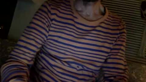 Snapshot of pea23 chatting on March 2, 2026, 12:35 am pea23 online show from March 2, 2026, 12:35 am