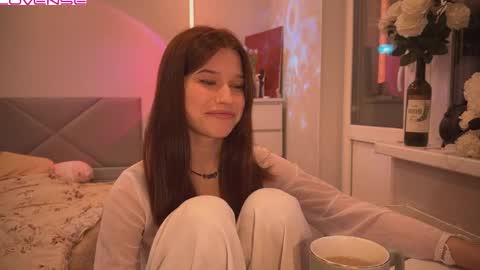 Snapshot of peaceful_oblivion chatting on February 21, 2025, 5:20 pm Sandra Next Stream pm MSK 5 pm UTC1pm EDT online show from February 21, 2025, 5:20 pm