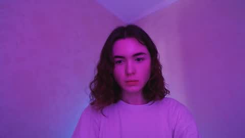 peach_mirage online show from February 3, 2026, 12:43 pm