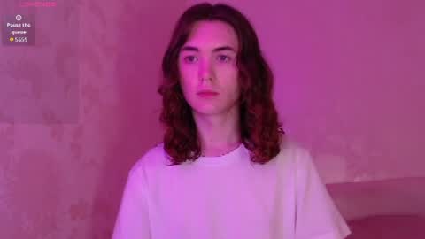 peach_mirage online show from July 20, 2026, 5:26 pm